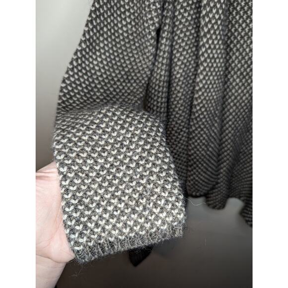 Chiaramente Italian Alpaca/Wool Blend Knit Cardigan - Picture 2 of 8